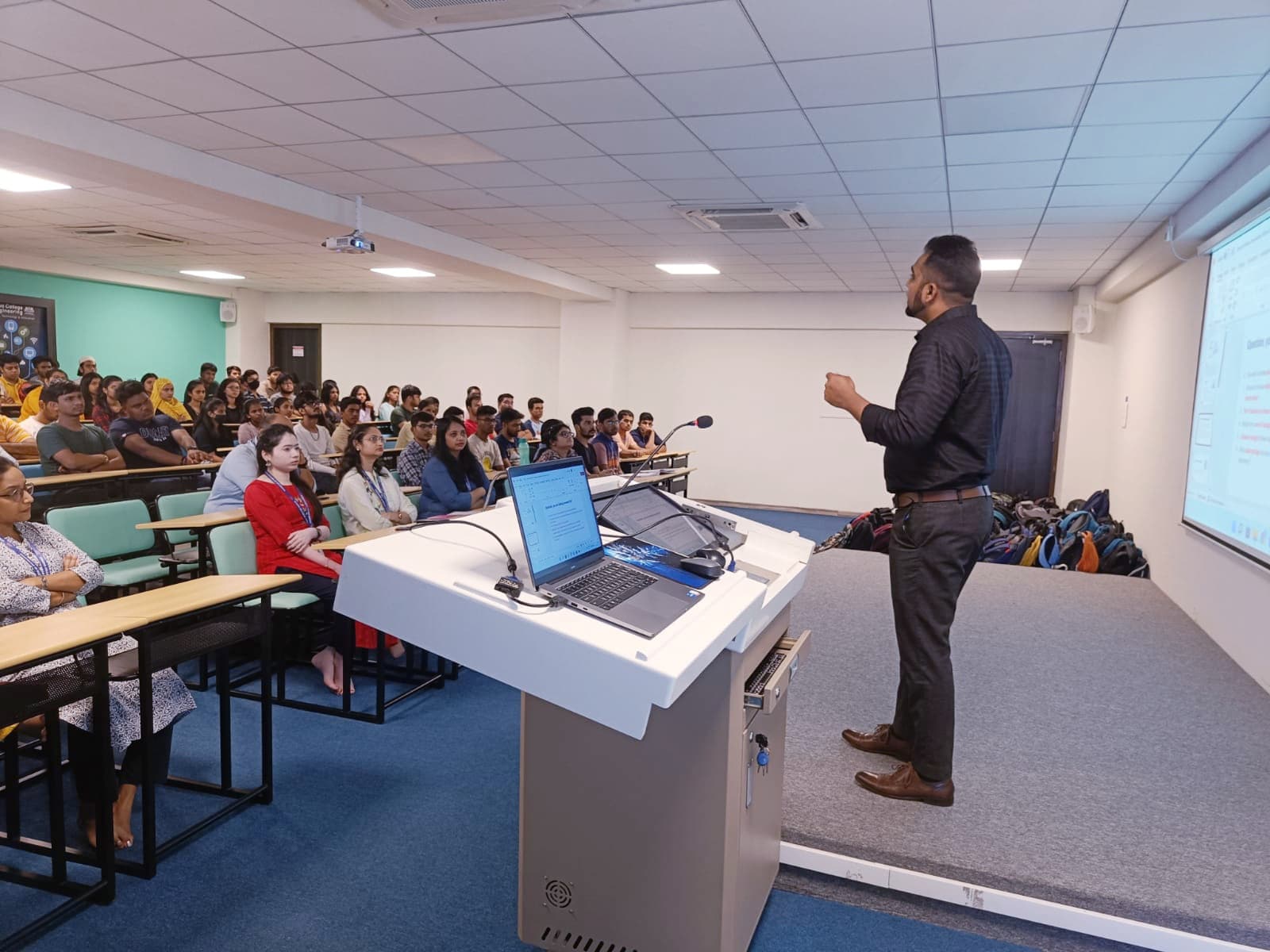 Exploring Career Opportunities as a Software Test Engineer: A Roadmap for Success – Cinute Digital Pvt. Ltd